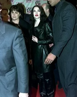 Images Dated 12th November 1998: Pop star Madonna arrives at the MTV Music Video Awards ceremony in Milan weaering a black