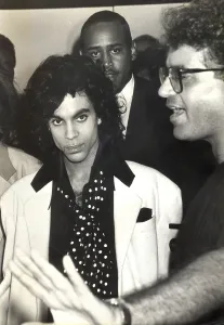 POP STAR PRINCE UNDER PROTECTION AT HEATHROW AIPORT, JUNE 1988 POP STAR PRINCE UNDER PROTECTION AT HEATHROW AIPORT, JUNE 1988