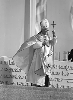 Images Dated 1st September 1979: Pope John Paul II during his visit to Ireland 1979 The Pope in his Robes