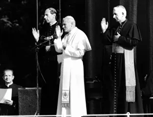 Pope John Paul II visits Britain May 1982 The Pope conducts a service at Digby Pope John Paul II visits Britain May 1982 The Pope conducts a service at Digby