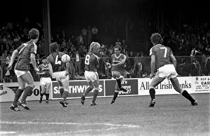 Images Dated 14th August 1982: Pre Season Friendly. Glentoran v Manchester United. August 1982 MF08-19-027