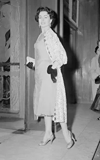 Boots And Shoes Gallery: Premiere of the film The Barefoot Contessa Jeanne Crain actress arrives
