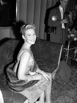 00876 Gallery: The Premiere of the Middle of the Night. June 1959