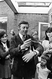 Images Dated 16th October 1970: In preparation for the Daily Mirror National Pet Show which is held at Alexandra Palace