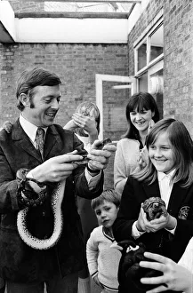 Images Dated 16th October 1970: In preparation for the Daily Mirror National Pet Show which is held at Alexandra Palace