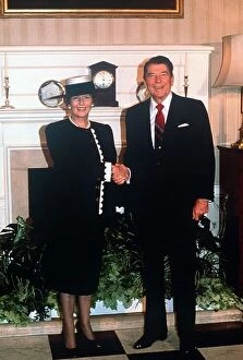 Images Dated 2nd June 1988: President Ronald Regan June 1988 visit to England with Margaret Thatcher at No