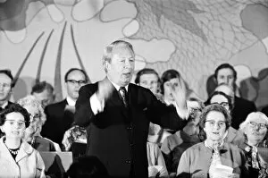 Images Dated 20th December 1970: Prime Minister Edward Heath conducting the annual carol concert at Broadstairs, Kent