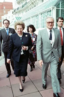 Mirror/1200to1299 01299/prime minister margaret thatcher conservative Mirror/1200to1299 01299/prime minister margaret thatcher conservative