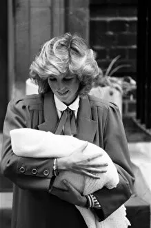 Images Dated 16th September 1984: Prince Harry leaves St Marys Hospital, London, after birth previous day