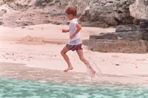 01478 Gallery: PRINCE HARRY RUNNING ALONG BEACH DURING HOLIDAY IN BAHAMAS - 1993
