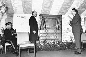 Images Dated 6th November 1981: Prince Philip, Duke of Edinburgh, offically opens the Howdon Sewage Station watched by