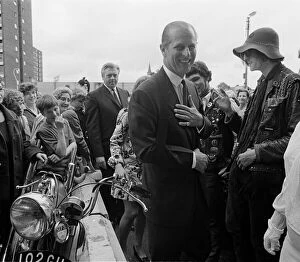 Images Dated 22nd June 1970: Prince Philip talking to three members of the Devil'