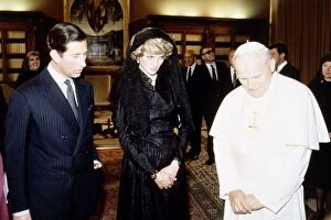 Images Dated 29th April 1985: Prince and Princess of Wales visit to Italy and the Vatican City