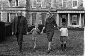 Prince Rainier of Monaco with Princess Grace and family August 1963 Prince Rainier of Monaco with Princess Grace and family August 1963