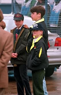 Images Dated 26th April 1993: PRINCE WILLIAM & PRINCE HARRY ATTEND THE SEGA EUROPEAN GRAND PRIX, DONINGTON - 26 / 04 / 1993