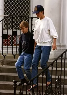 Images Dated 10th June 1992: Prince William and Princess Diana leave Harrys school after their arrival at the start of