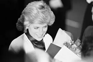 Images Dated 14th December 1988: Princess Diana, arrives to officially open Acorns Childrens Hospice