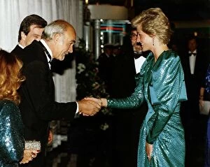 Images Dated 17th April 1990: Princess Diana meets Sean Connery at the Royal Gala Premiere for The Hunt for Red October