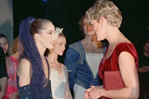 Aids Gallery: Princess Diana meets the young star ballerina Darcey Bussell (22 years old