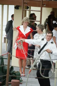 Images Dated 29th January 1988: Princess Diana and Prince Charles on their overseas visit to Australia for