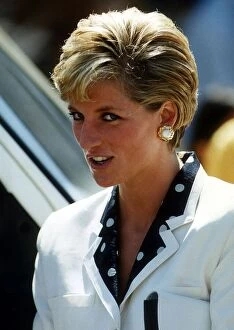 Images Dated 24th July 1990: Princess Diana at the Royal National Orthopaedic Hospital in Stanmore, North London