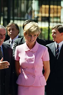 Princess Diana Gallery: PRINCESS DIANA, WEARING PINK SUIT AND SMILING, GREETING PEOPLE ON HER TRIP TO ARGENTINA