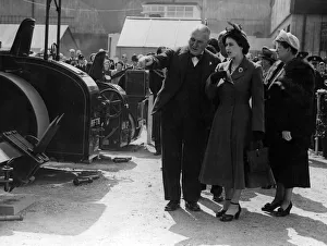 Princess Elizabeth (later Queen Elizabeth II) and Prince Philip Duke of Edinburgh Princess Elizabeth (later Queen Elizabeth II) and Prince Philip Duke of Edinburgh