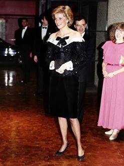 Images Dated 29th September 1989: Princess of Wales attends a gala concert at the Barbican Centre, London