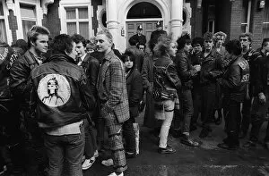 Images Dated 2nd February 1980: Punks gather for march in London 1980
