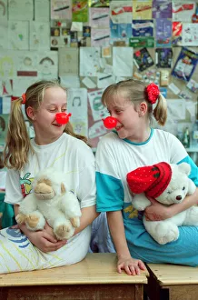 Images Dated 15th March 1991: Pupils from Turves Green Girls School in Longbridge who were allowed to dress in night