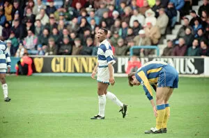 Images Dated 4th April 1994: QPR 0-4 Leeds United, premier league match action, Loftus Road, Monday 4th April 1994