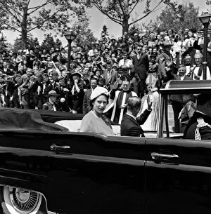 01256 Gallery: Queen Elizabeth II and The Duke of Edinburgh during her visit to Canada
