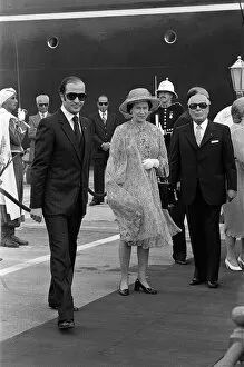 Images Dated 21st October 1980: Queen Elizabeth II with President Habib Bourguiba in Tunis, Tunisia. 21st October 1980