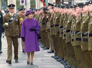 Images Dated 28th November 1991: Queen Elizabeth II and Prince Philip visit Durham The Queen inspects the Durham