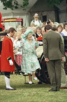 Images Dated 26th July 1995: Queen Elizabeth The Queen Mother at Sandringham Flower Show, Norfolk. 26th July 1995