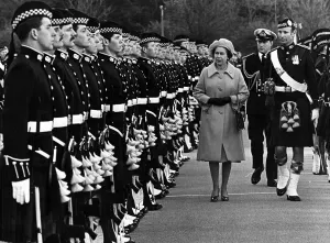 The Queen inspects the 1st Battalion and Argyll Sutherland Highlanders at Catterick The Queen inspects the 1st Battalion and Argyll Sutherland Highlanders at Catterick