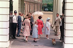 Images Dated 4th August 1990: Queen Mother Birthdays August 1990 On her 90th Birthday outside Clarence House