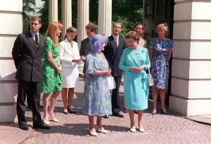 Queen Mother Birthdys August 1989 On her 89th Birthday outside Clarence House Queen Mother Birthdys August 1989 On her 89th Birthday outside Clarence House