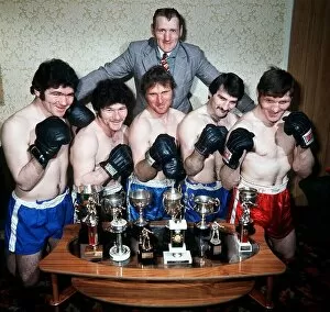Images Dated 1st April 1977: Rab Affleck with father and four brothers April 1977