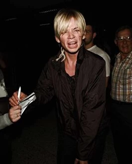 Images Dated 2nd July 1999: Radio and TV Presenter Zoe Ball - July 1999 Arriving in Dublin for the wedding of