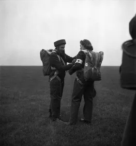 RAF Parachute Nurses. October 1948 O15033-005 RAF Parachute Nurses. October 1948 O15033-005
