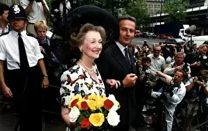 Images Dated 8th July 1993: Raine Spencer getting married to Count Jean Francois de Chambrun which took place at