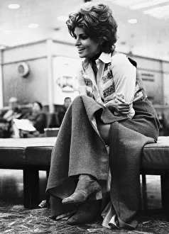 Images Dated 22nd January 1970: Raquel Welch actress at Heathrow Airport -January 1970
