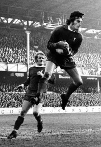 Ray Clemence Everton v Liverpool Division One Football Dec 1973 Liverpool Ray Clemence Everton v Liverpool Division One Football Dec 1973 Liverpool