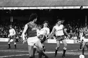 00786 Gallery: Reading 1-3 Arsenal, FA Cup third round match at Elm Park, Saturday 10th January 1987