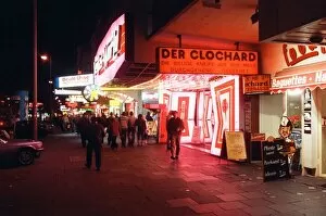 Images Dated 26th November 1989: Red light district in Hamburg, West Germany, also known as The Reeperbahn