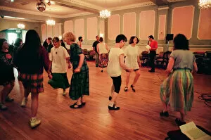 00614 Gallery: Redcar Folk Festival, 9th July 1994. Pictured, Beginners Appalachian Dance Classes