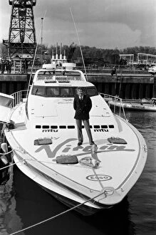 Images Dated 14th May 1986: Richard Branson launches the Virgin Atlantic Challenger II. Lowestoft, Suffolk