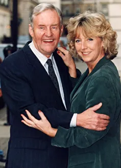 Images Dated 28th November 1994: Richard Briers and actress Joanna Van Gysegher at TV photocall 28 / 11 / 1994