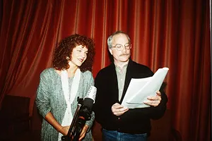 Images Dated 20th March 1989: Richard Dreyfuss Film Actor with Amy Irving in London to record Arthur Millers play The